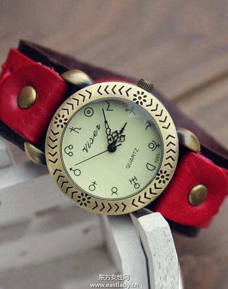 复古时尚手表戴出个性