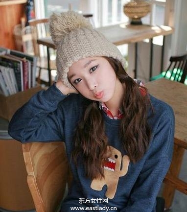 冬日时尚针织帽提升美眉靓丽指数