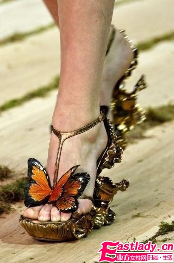 2011春夏女装点睛主打配饰抢先看