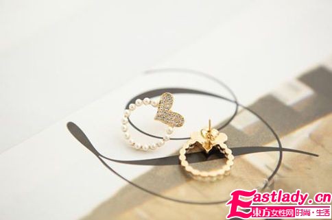 轻巧耳钉百变搭 优雅情调修饰脸型