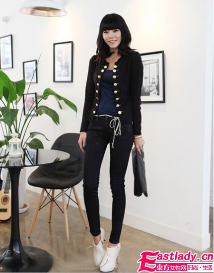 秋冬S身材不是梦 小腰带外搭秀蛮腰