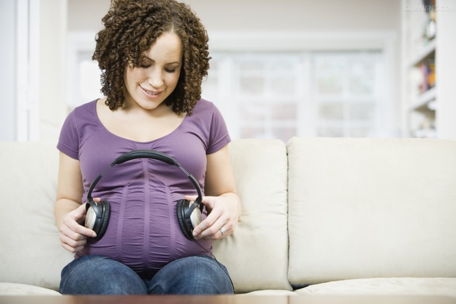 孕妇脚肿怎么办 如何正确缓解孕妇脚肿