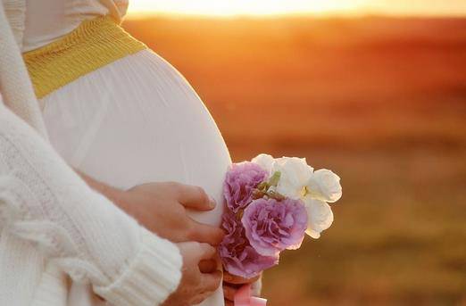 孕妇穿衣还有这讲究 穿衣不当需小心