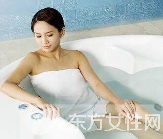 产后多久可以洗头 产妇应怎样正确洗头