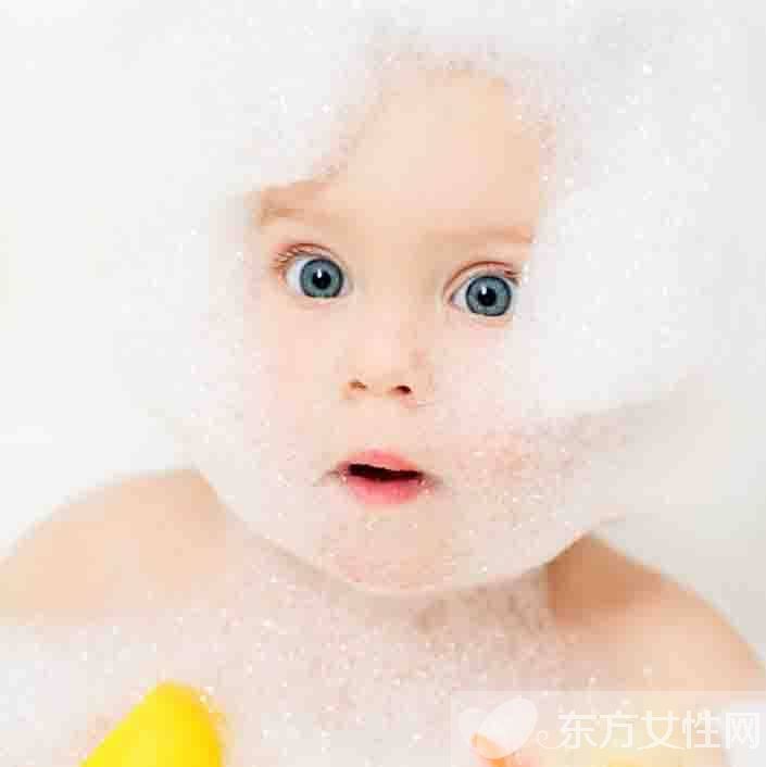 婴儿洗澡的注意事项 哪些情况下不宜给婴儿洗澡