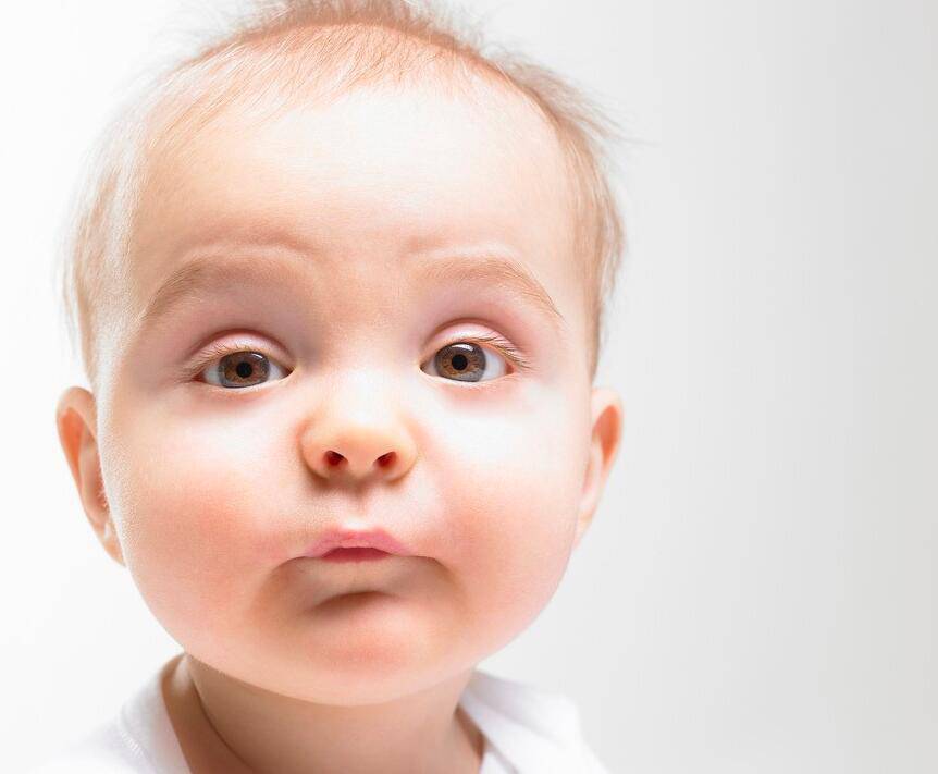 如何判断婴儿是否便秘 以下症状需注意