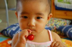 宝宝吃樱桃有什么好处 这些不良后果需谨慎