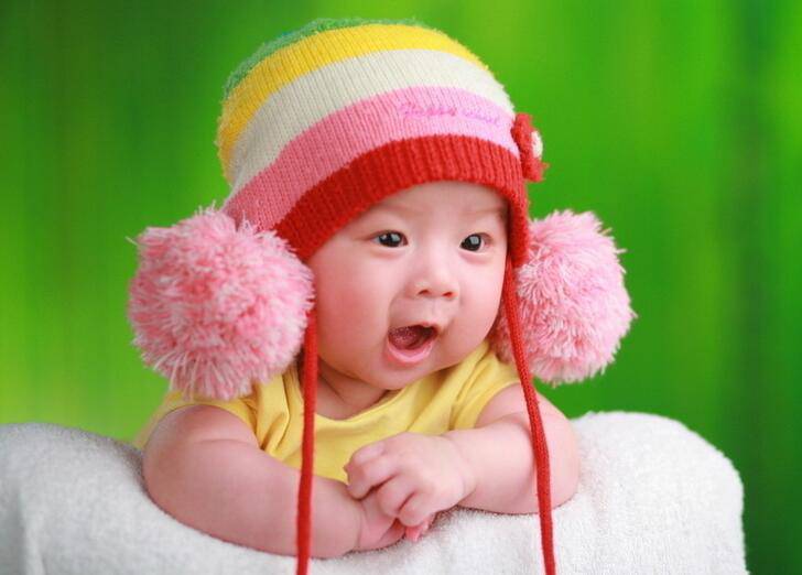 小孩流鼻血怎么办  喝喝 立马止血