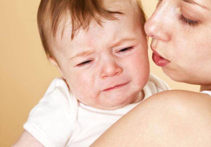 宝宝胯下长大包 小心是疝气惹的祸