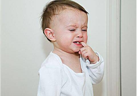 宝宝长牙不吃饭怎么办 5大阶段食谱推荐