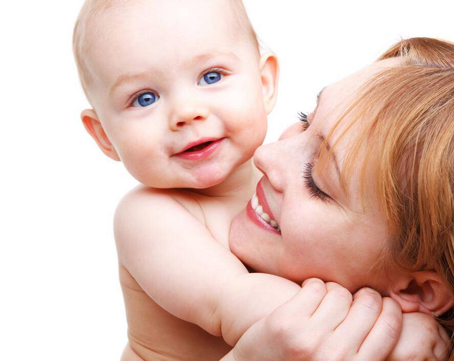 宝宝抬头不好怎么办 如何正确教宝宝抬头