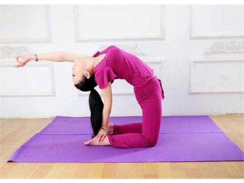 瑜珈教练培训，应具备什么样的资格？