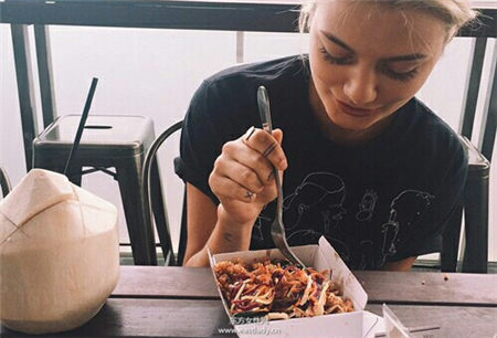 误区 高胆固醇食物容易造成肥胖