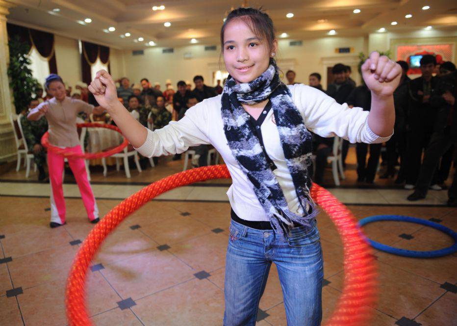 甩呼啦圈真的可以减肥吗 呼啦圈该如何选择