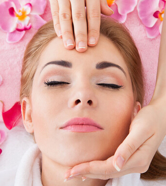 怎么瘦脸 教你如何按摩脸部拥有瓜子脸