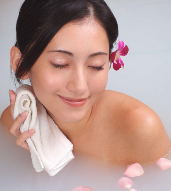 如何减肥瘦腿 女人怎样泡澡能减肥瘦腿