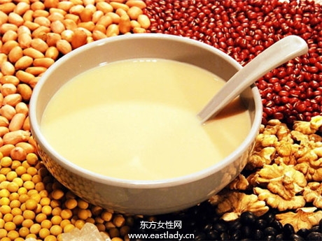 生理期豆浆减肥法瘦出苗条身材