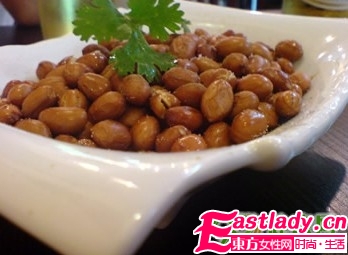 每天10颗花生让你变窈窕