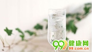 爱瘦身之完美的喝水减肥法