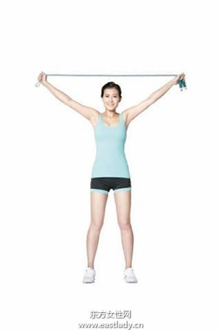 想当背影杀手 4步骤跳绳操消虎背
