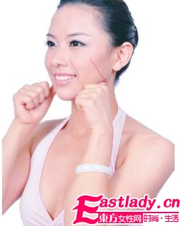 4式按摩瘦脸操 轻松瘦出小脸