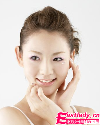 三步瑜伽瘦脸方法 跟嘟嘟脸说byebye