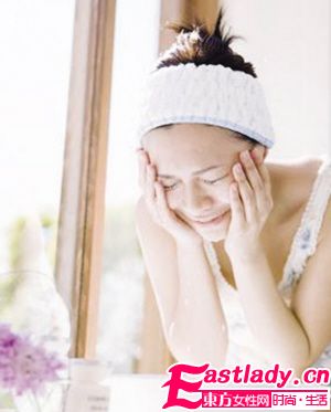 正确洗脸能洗出瓜子脸