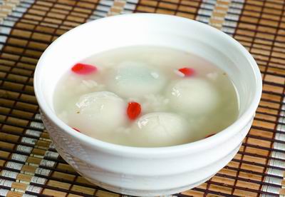 夏天瘦脸 让你去掉讨人厌的水肿包子脸