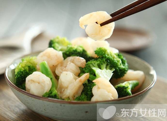 两款西兰花减肥食谱 帮你轻松吃掉10斤肉