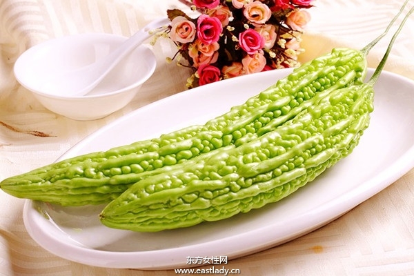 剖析苦瓜汁七大营养功效 据说还能减肥哦