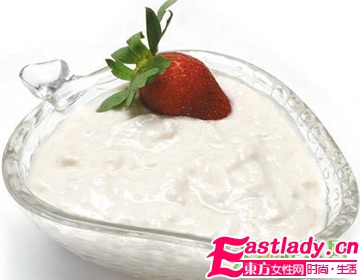 酸奶这样喝 瘦身不瘦胸