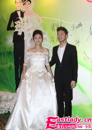 胡可怀孕5个月 身材没变样 减肥方法引关注