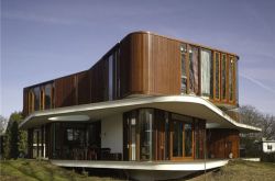 坐落在瓦格宁根莱茵河的Nefkens豪宅