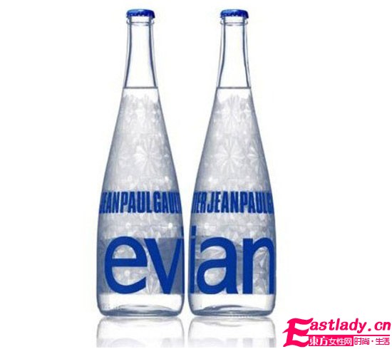 矿泉水瓶也疯狂 依云与三宅合一合作设计推出限量版