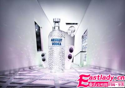 Absolut Glimmer伏特加限量装闪耀登场