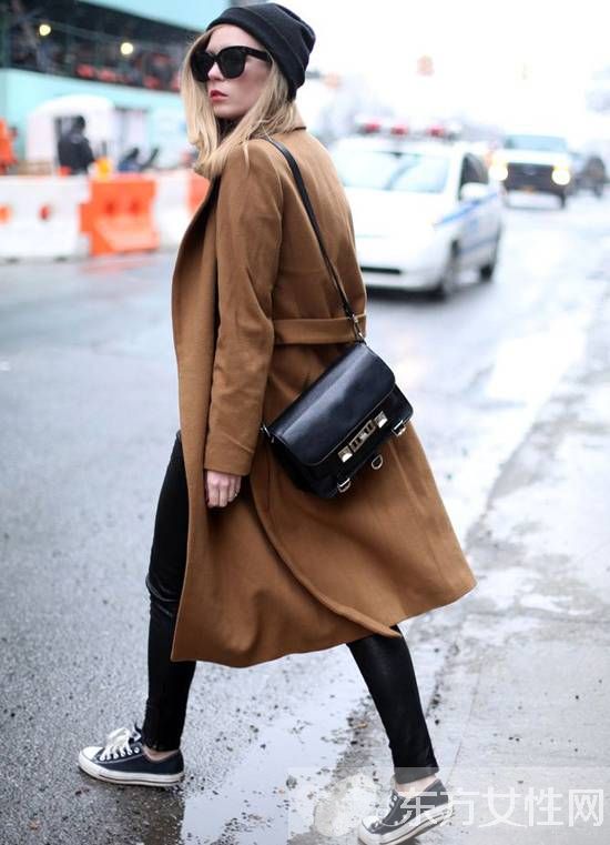 驼色大衣搭配图片推荐 时尚优雅的潮流典范