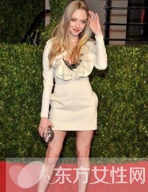 晚宴小礼服搭配技巧 女星短款礼服俏皮性感的美