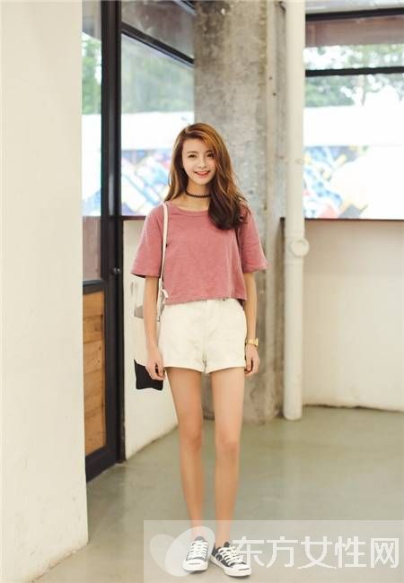 宽松T恤怎么穿好看 5种简单搭配快收藏