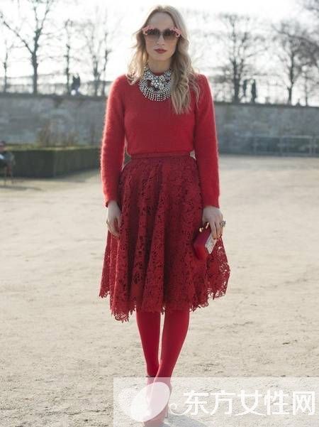 浪漫圣诞派对穿什么 这么搭配圣诞女王非你莫属