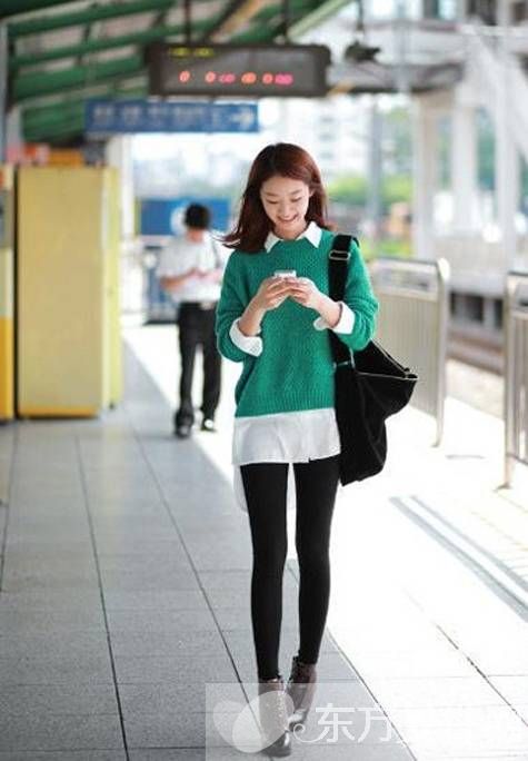 秋冬女式宽松毛衣搭配 尽显邻家女孩清新味道