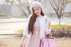 粉色系减龄裙装时尚搭配 少女气息十足