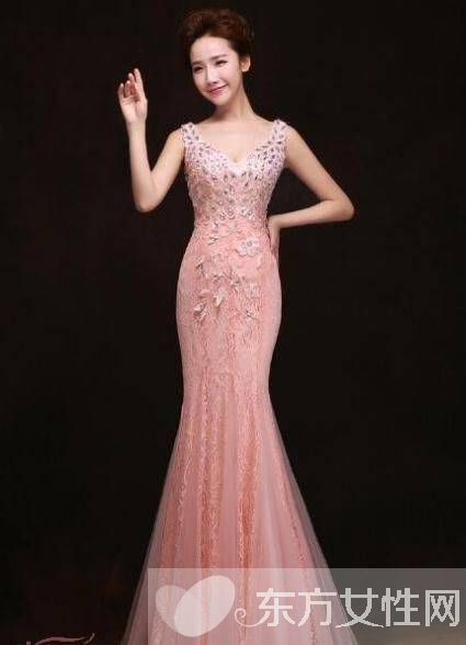 性感时尚晚礼服造型推荐 这么穿优雅而不庸俗