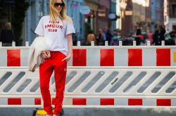 2017哥本哈根时装周 春夏休闲街拍引领时尚前沿