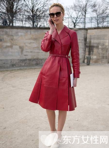 浪漫圣诞派对穿什么 这么搭配圣诞女王非你莫属