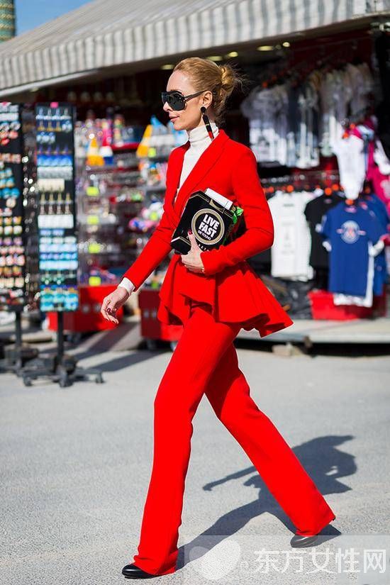 喜庆的红色 要怎么穿才显得不俗套