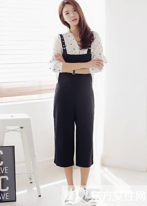 5款韩范背带裤搭配 穿出不一样的时尚气质