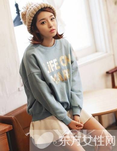 春季长衫妙搭短裙 打造新式韩范超酷装扮