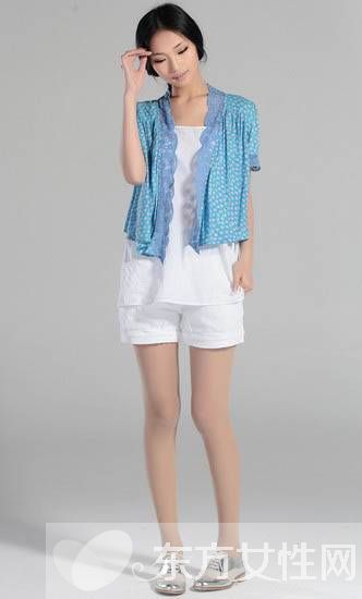 抹胸裙配什么外套好看 这样穿也别有一番风味哦