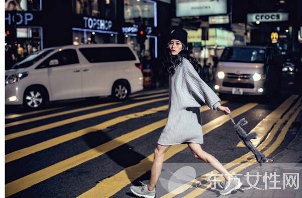 今年最流行的秋装连衣裙 秋天这么穿太美了