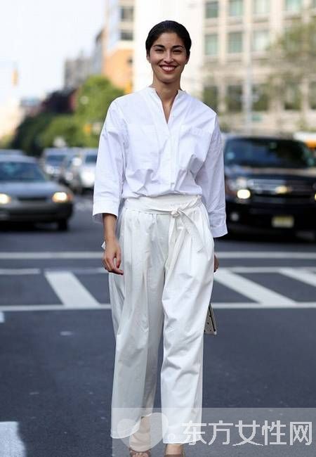 白衬衫时尚搭配法 5种搭凸显你的时尚品味